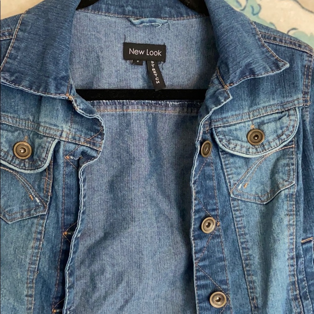 Cropped Jean Jacket - Picture 2 of 3